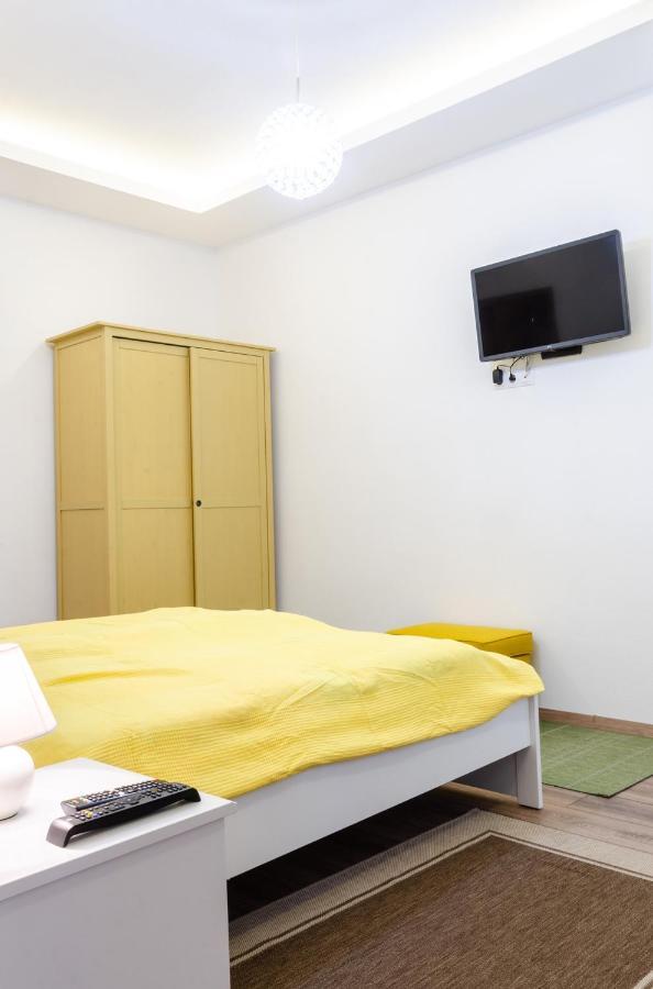 3 En Suit Bedroom Flat In The Main Centre For 6Ppl, 3Bdr,3Bthr,Ac Budapest Extérieur photo