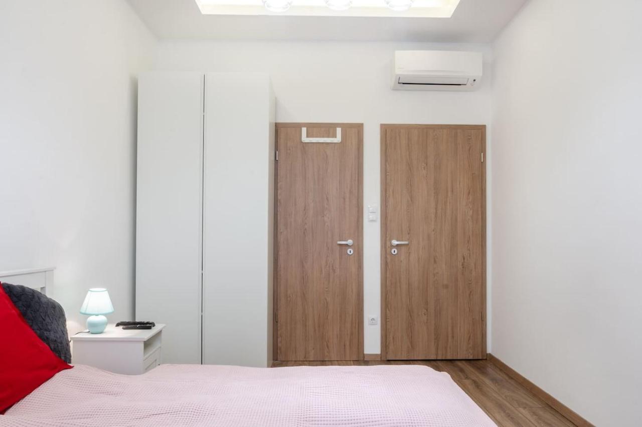 3 En Suit Bedroom Flat In The Main Centre For 6Ppl, 3Bdr,3Bthr,Ac Budapest Extérieur photo