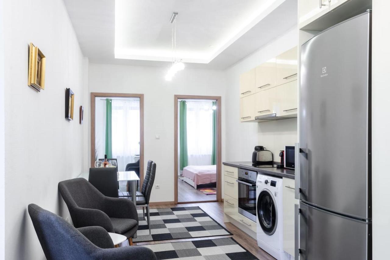 3 En Suit Bedroom Flat In The Main Centre For 6Ppl, 3Bdr,3Bthr,Ac Budapest Extérieur photo